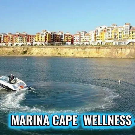 Marina Cape & Wellness-relax Nr 32-35 아헬로이