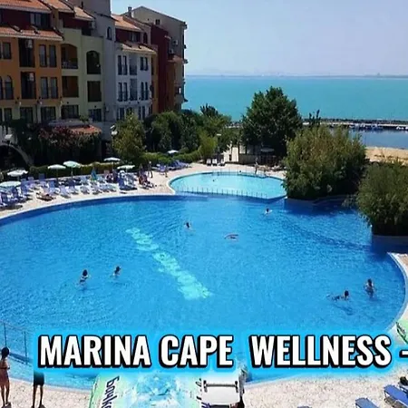 Marina Cape & Wellness-relax Nr 32-35 아파트 아헬로이