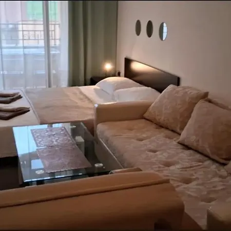 Marina Cape & Wellness-relax Nr 32-35 Acheloj